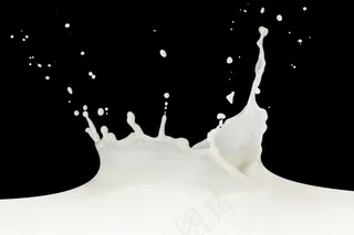 溅起的奶花