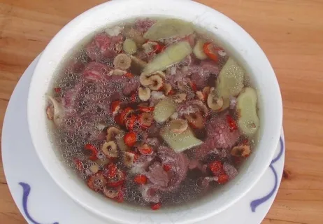 补品 鸡汤 美容 养颜 炖鸡 火锅...