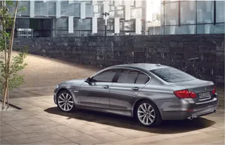 BMW-04 宣传画册 矢量AI