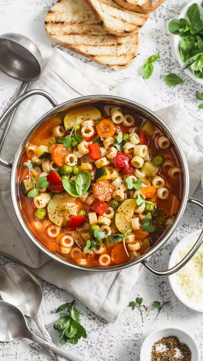 萝卜汤高清摄影图片