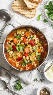 萝卜汤高清摄影图片