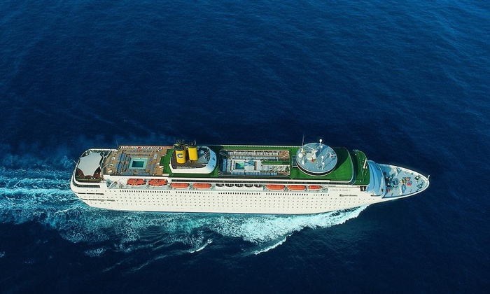 意大利歌诗达游艇图片