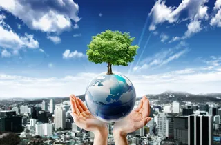 4组大气的房地产海报PSD分层