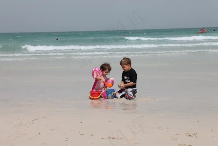 迪拜海滩儿童图片