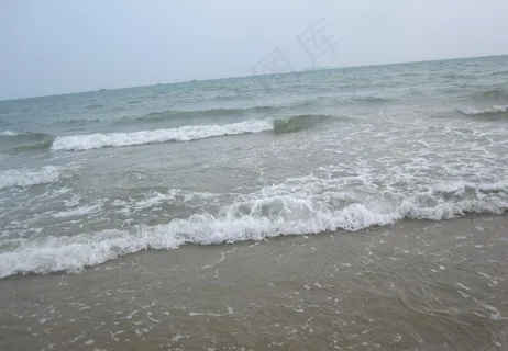 大海上潮图片 大海上潮图片