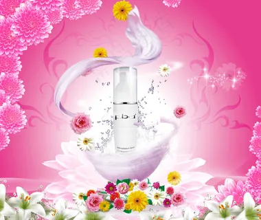 粉色背景花朵化妆品海报 粉色背景花朵化妆品海报