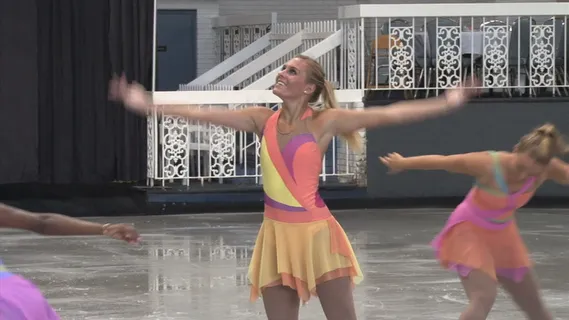 滑冰场四女3股票的录像