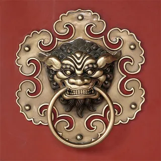 金属质感古典门环图片