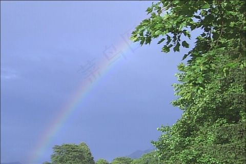 彩虹与波光粼粼素材下载