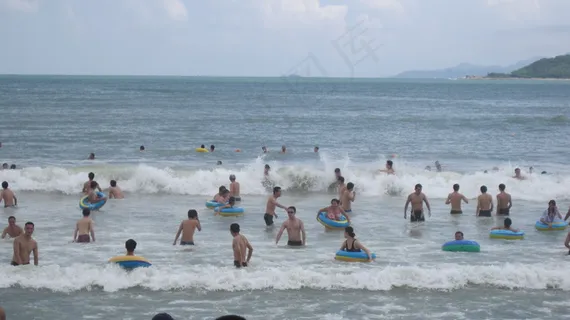 夏天的海滩图片