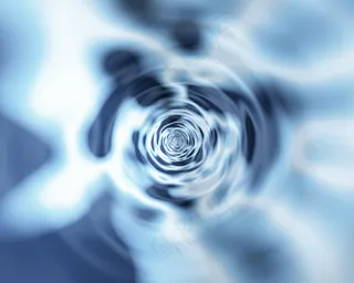 浅蓝色漩涡图片