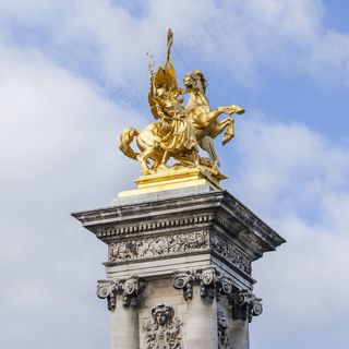 亚历山大三世桥雕塑