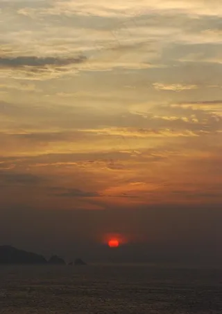 海上日出图片