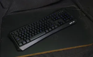 黑色键盘图片