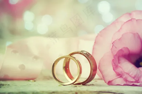 非主流情侣戒指图片