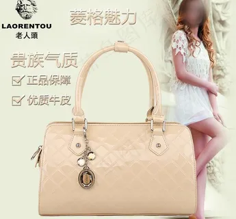淘宝女包时尚主图图片