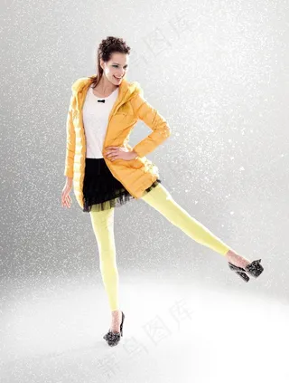 艾尚雪羽绒服图片