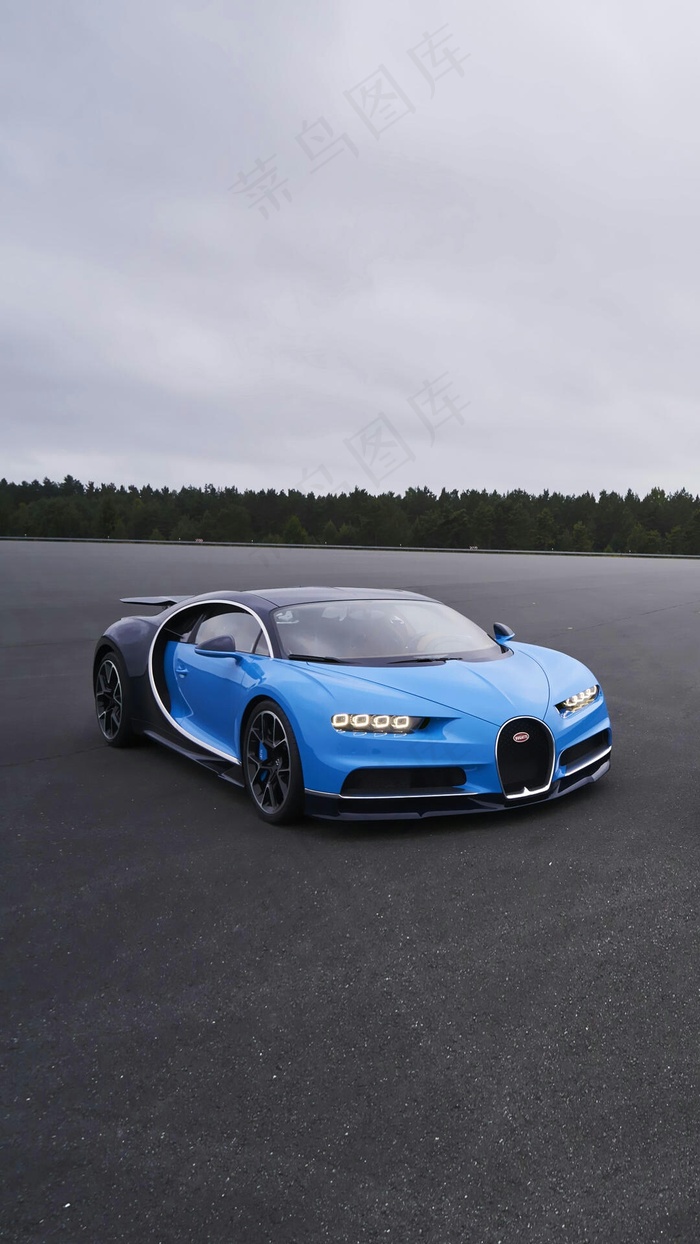 蓝色的炫酷跑车高清摄影图片
