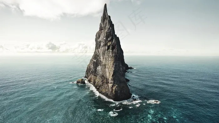 唯美大海孤岛礁石背景高清图片壁纸