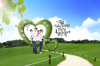 年轻夫妻与孩子合影PSD图片