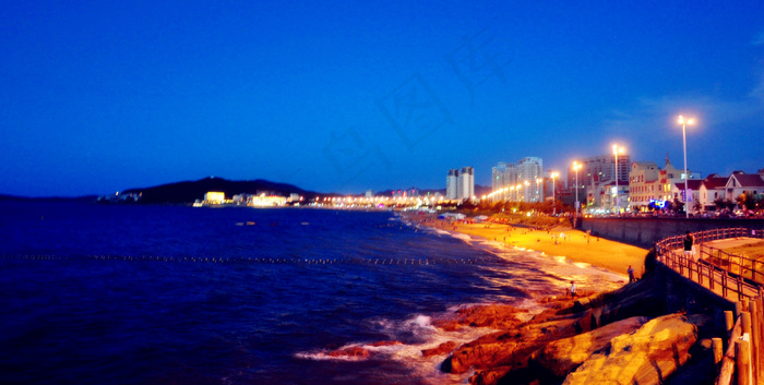 海滩夜景图片