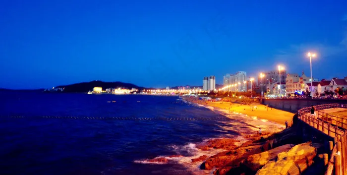 海滩夜景图片