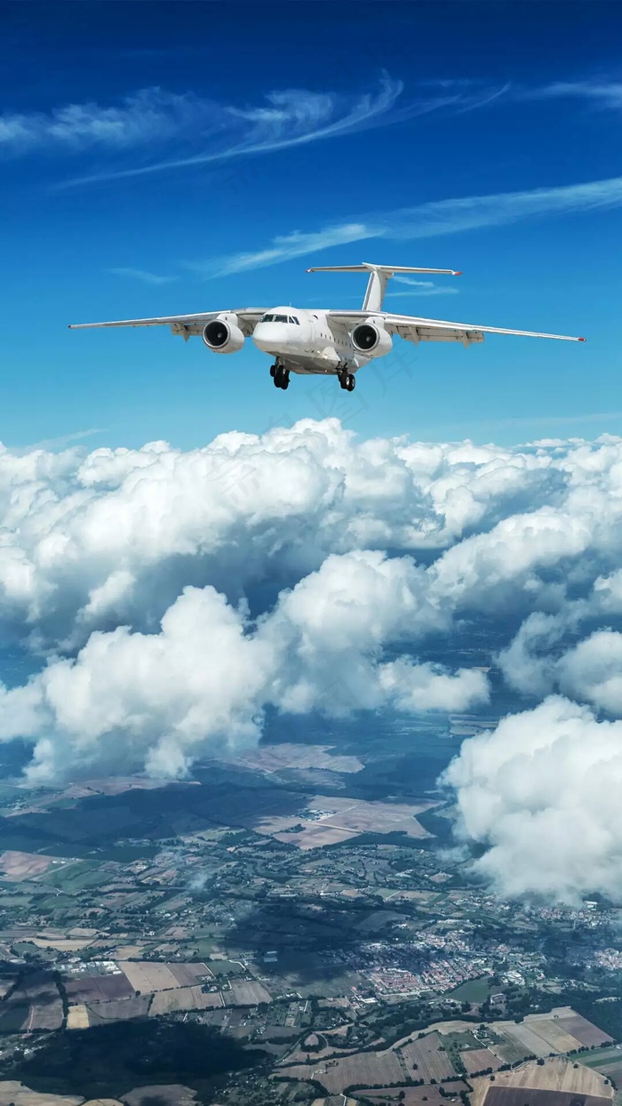 天空上的飞机高清摄影图片