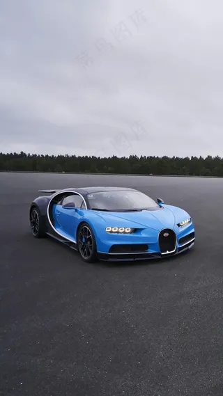 蓝色的炫酷跑车高清摄影图片
