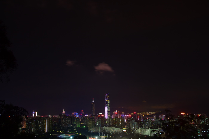 迷人的深圳市中心夜景图片