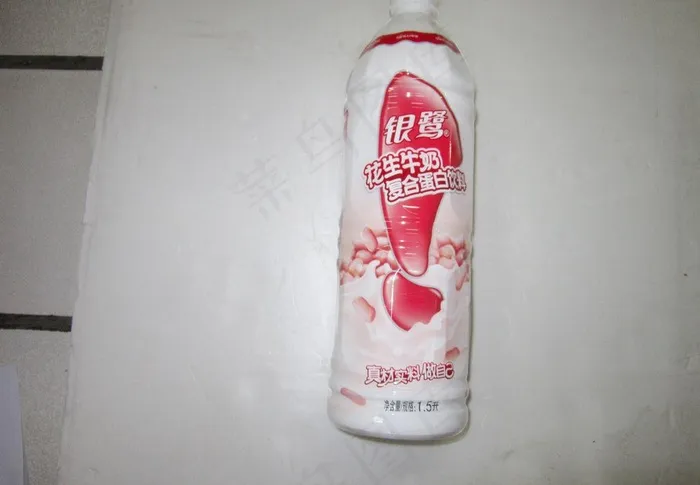 银鹭花生牛奶图片