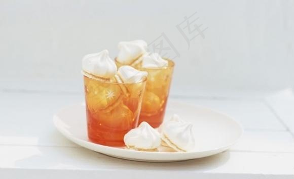 杯子 甜点 盘子图片