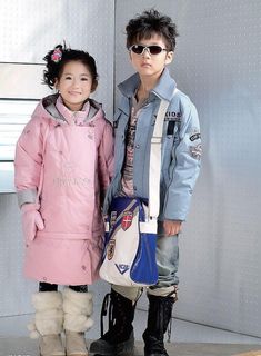 儿童羽绒服图片