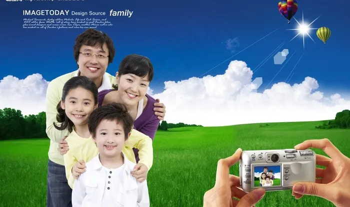 快乐全家福图片(4000X2600(DPI:300))psd模版下载