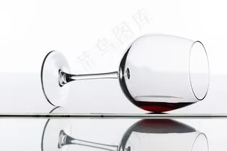 高脚杯 红酒图片