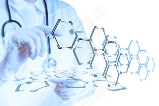 医生手中的现代科技图片