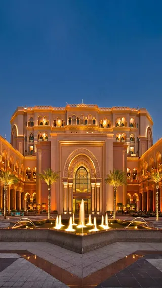 宫殿夜景高清摄影图片