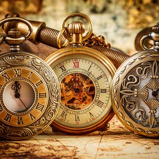 3个不同款式的怀表