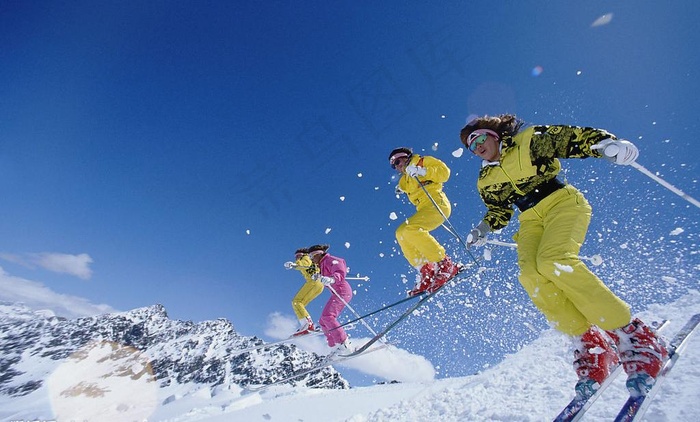 高山滑雪图片