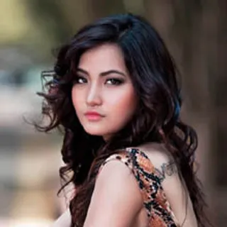 紫色简洁HTML5网站模板