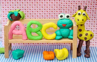 橡皮泥字母动物图片