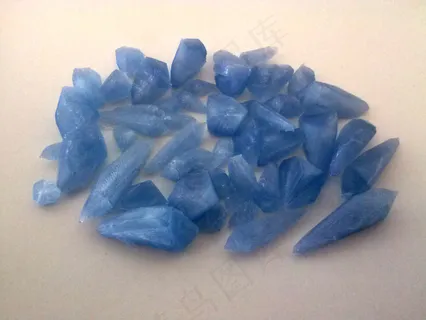 天空的蓝色晶体( 天空的蓝色晶体(