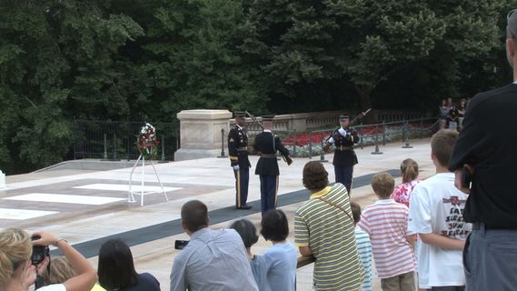 换岗的未知数8股票视频墓