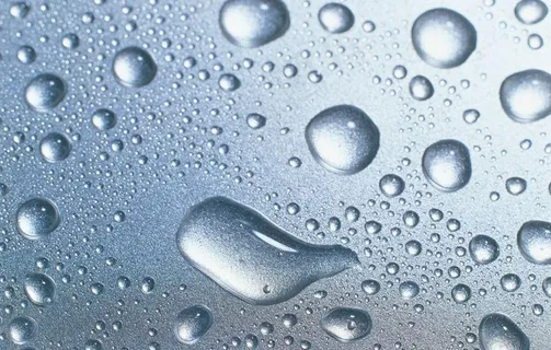 晶莹剔透的水珠图片 晶莹剔透的水珠图片