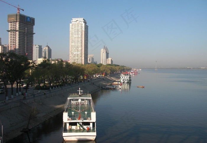 松花江上图片