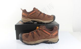 户外鞋图片