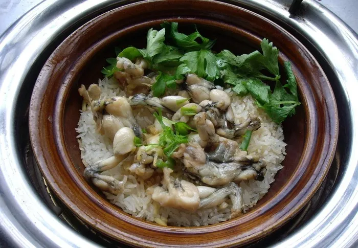 煲仔饭图片