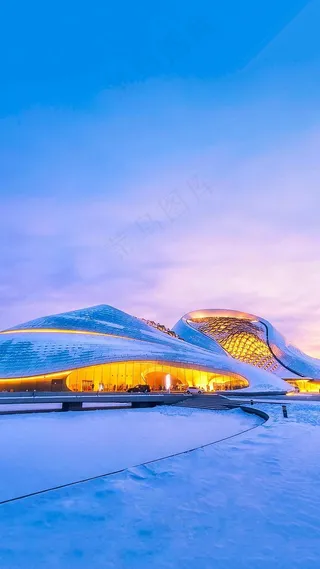 被雪覆盖的特色建筑高清摄影图片