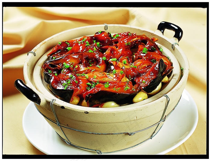 砂锅鱼头图片