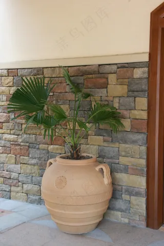 万科 佛山 兰乔圣菲 盆栽 陶瓷图...