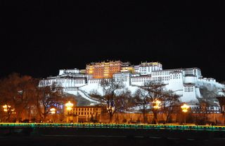 拉萨布达拉宫图片